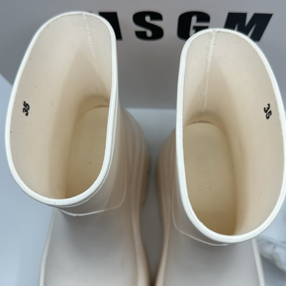 In box MSGM white rubber Carrarma boots, Sz 35 - Picture 9 of 11